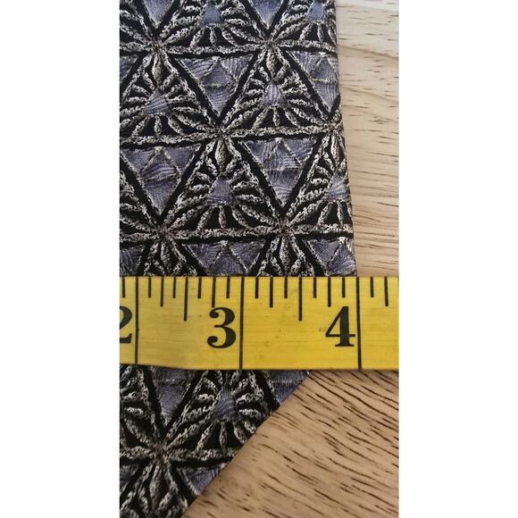 Tesoro Rosso Hand Made Silk Wide Tie Gray Black White Geometric Design Business - Picture 5 of 7